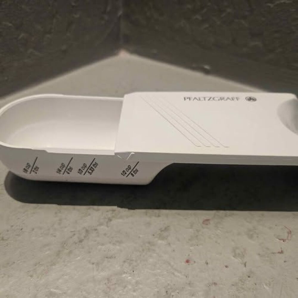 Pfaltzgraff Adjustable Measuring Cup Adjust-A-Measure Sliding Adjustable Measuri